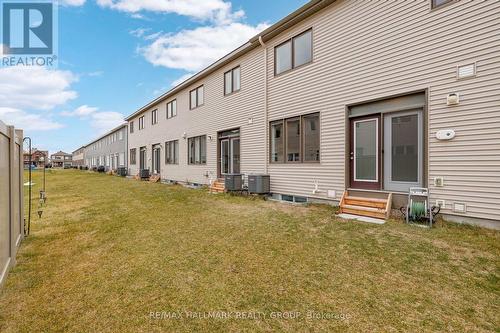 1076 Curraglass Walk, Ottawa, ON - Outdoor