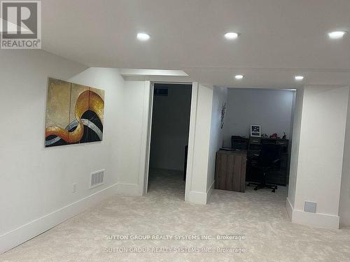 6807 Gracefield Drive W, Mississauga, ON - Indoor