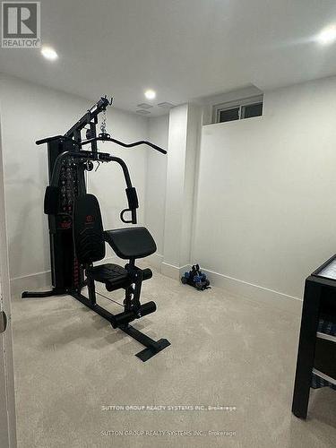 6807 Gracefield Drive W, Mississauga, ON - Indoor