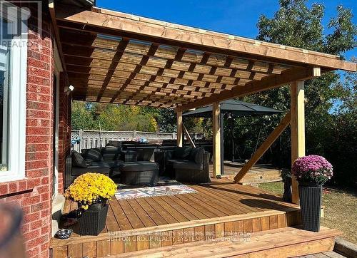 6807 Gracefield Drive W, Mississauga, ON - Outdoor With Deck Patio Veranda