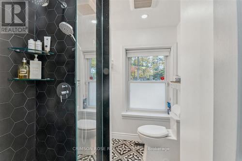89 Holyrood Avenue, Oakville, ON - Indoor Photo Showing Bathroom