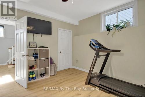 79 Fernbrook Drive, Wasaga Beach, ON - Indoor Photo Showing Gym Room