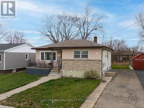 205 BORDEN AVENUE  Port Colborne (Main Street), ON L3K 3Z9