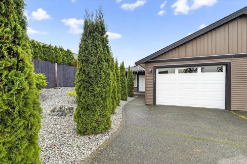 A-4626 Maitland St, Port Alberni, BC - Outdoor
