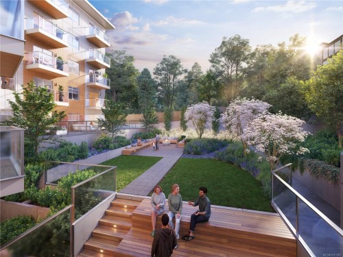 202-3839 Quadra St, Saanich, BC - Outdoor