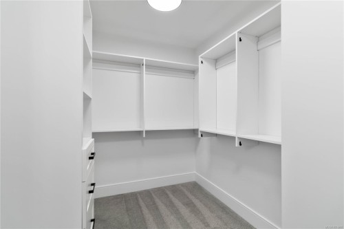101-986 Doumac Ave, Saanich, BC - Indoor With Storage