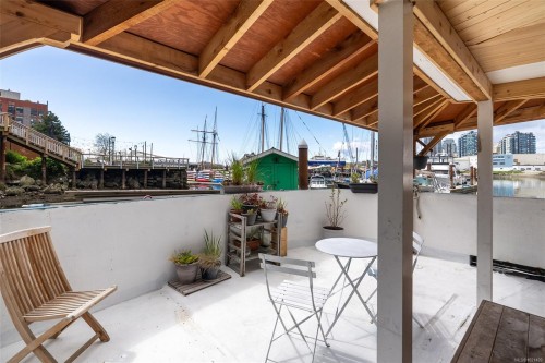 14-1810B Store St, Victoria, BC 