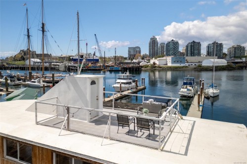 14-1810B Store St, Victoria, BC 