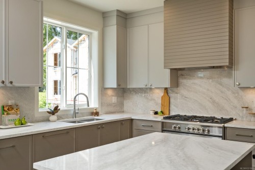 206-2770 Vantilburg Cres, Langford, BC 