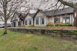 776 Hirst Ave  Parksville, BC V9P 2L5