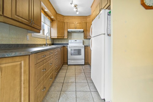 Kitchen - 328 Rue Fern, Lachute, QC - Indoor Photo Showing Kitchen