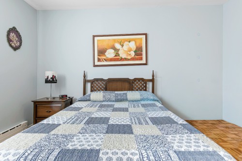 Bedroom - 328 Rue Fern, Lachute, QC - Indoor Photo Showing Bedroom