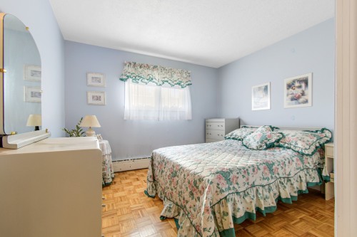 Bedroom - 328 Rue Fern, Lachute, QC - Indoor Photo Showing Bedroom
