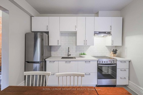 Upper-553 Euclid Avenue, Toronto, ON 