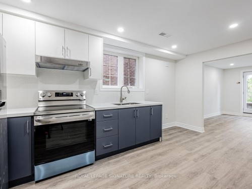 Ground-93 Sandown Avenue, Toronto, ON - Indoor Photo Showing Kitchen With Double Sink