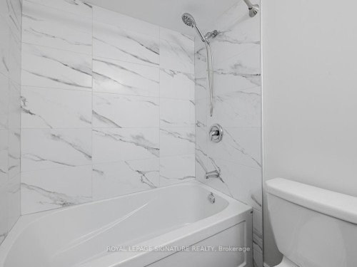 Ground-93 Sandown Avenue, Toronto, ON - Indoor Photo Showing Bathroom