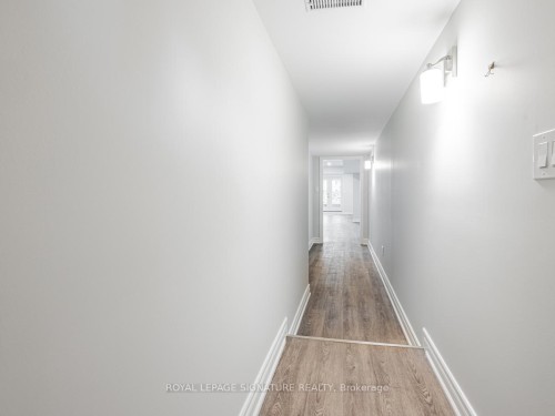 Ground-93 Sandown Avenue, Toronto, ON - Indoor Photo Showing Other Room