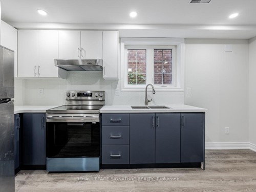 Ground-93 Sandown Avenue, Toronto, ON - Indoor Photo Showing Kitchen With Double Sink