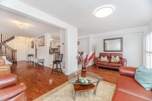 184 Lindenshire Avenue, Vaughan, ON 