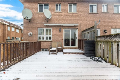 184 Lindenshire Avenue, Vaughan, ON 