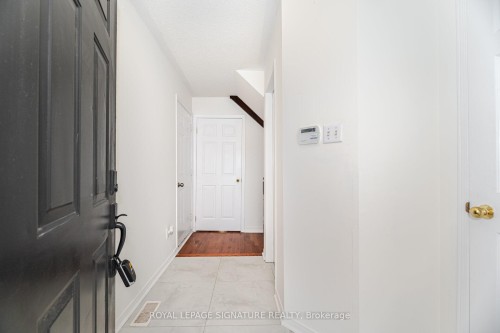 184 Lindenshire Avenue, Vaughan, ON 