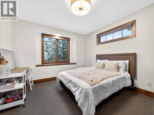 132 Sky Court, Kelowna, BC - Indoor Photo Showing Bedroom