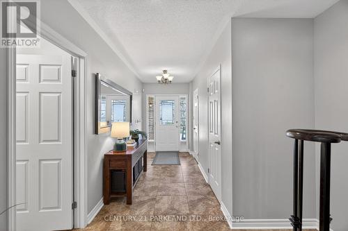 77 Monte Carlo Drive, Vaughan, ON - Indoor Photo Showing Other Room
