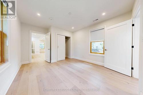 Unit B - 33 Centre Street, Vaughan, ON - Indoor Photo Showing Other Room