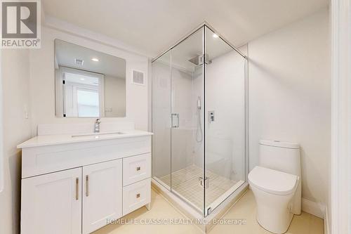 Unit B - 33 Centre Street, Vaughan, ON - Indoor Photo Showing Bathroom