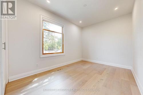 Unit B - 33 Centre Street, Vaughan, ON - Indoor Photo Showing Other Room