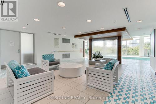 2723 - 165 Legion Road N, Toronto, ON - Indoor