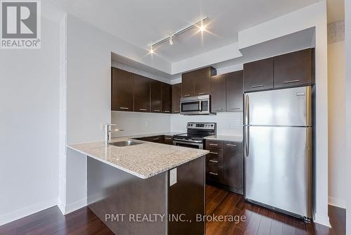 1312 - 360 Square One Drive, Mississauga, ON - Indoor Photo Showing Kitchen