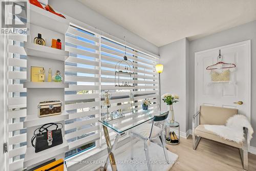 1211 - 28 Hollywood Avenue, Toronto, ON - Indoor