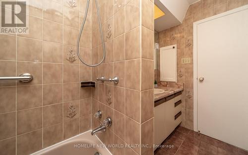308 Sentinel Road, Toronto, ON - Indoor Photo Showing Bathroom