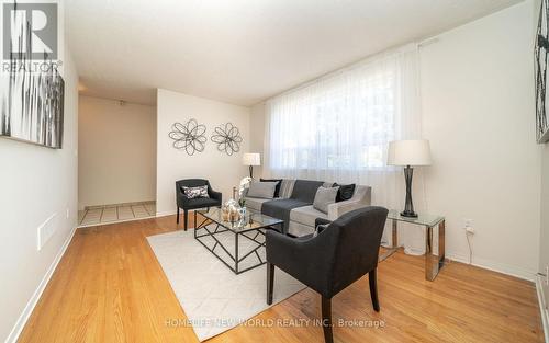 308 Sentinel Road, Toronto, ON - Indoor Photo Showing Living Room