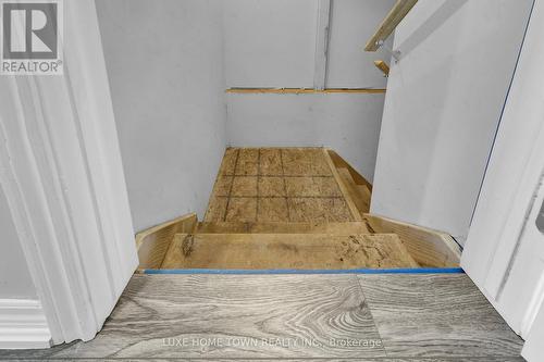 100 Monarch Street, Welland, ON - Indoor Photo Showing Other Room