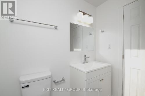 2 - 211 Dundas St W, Building B, Quinte West (Trenton Ward), ON -  Photo Showing Bathroom