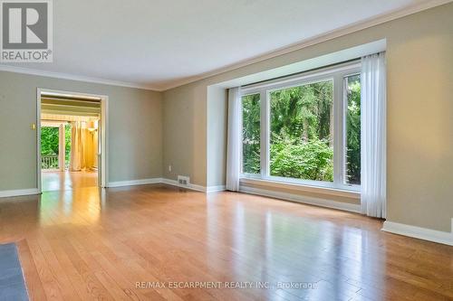 330 Poplar Drive, Oakville, ON - Indoor Photo Showing Other Room