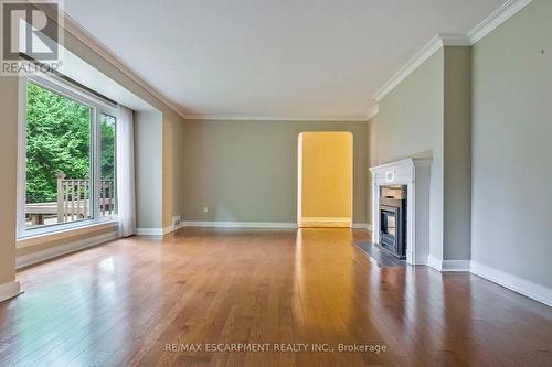 330 Poplar Drive, Oakville, ON - Indoor With Fireplace