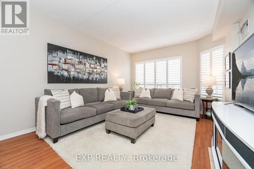 619 - 2075 Amherst Heights Drive, Burlington, ON - Indoor Photo Showing Living Room