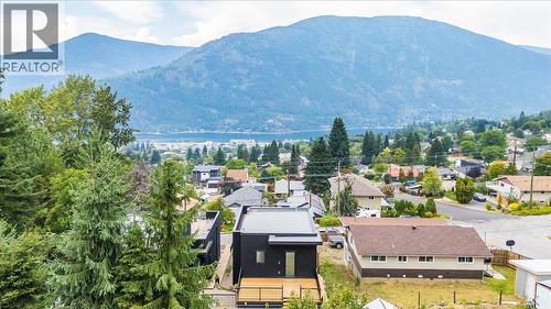 C-620 Richards Street, Nelson, BC - Outdoor With View