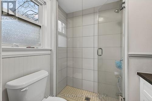 142 Beechwood Crescent, Newmarket, ON - Indoor Photo Showing Bathroom