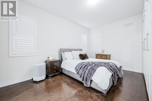 42 Foothills Crescent, Brampton, ON - Indoor Photo Showing Bedroom