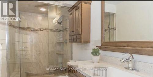 5847 Summerside Drive, Mississauga, ON - Indoor Photo Showing Bathroom