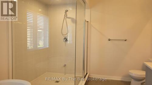 65 Federica Crescent, Wasaga Beach, ON - Indoor Photo Showing Bathroom