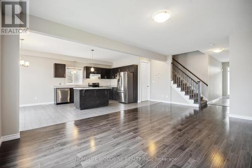 2823 Asima Drive, London South, ON - Indoor Photo Showing Kitchen