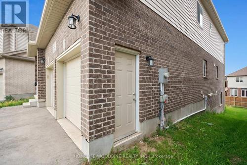 2823 Asima Drive, London South, ON - Outdoor With Exterior