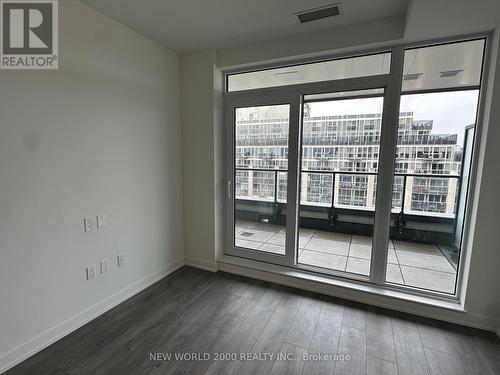 629 - 1007 The Queensway, Toronto, ON - Indoor Photo Showing Other Room