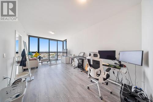 1101 - 2908 Highway 7 Road, Vaughan, ON - Indoor Photo Showing Office