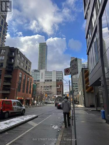 2608 - 68 Shuter Street, Toronto, ON - Outdoor